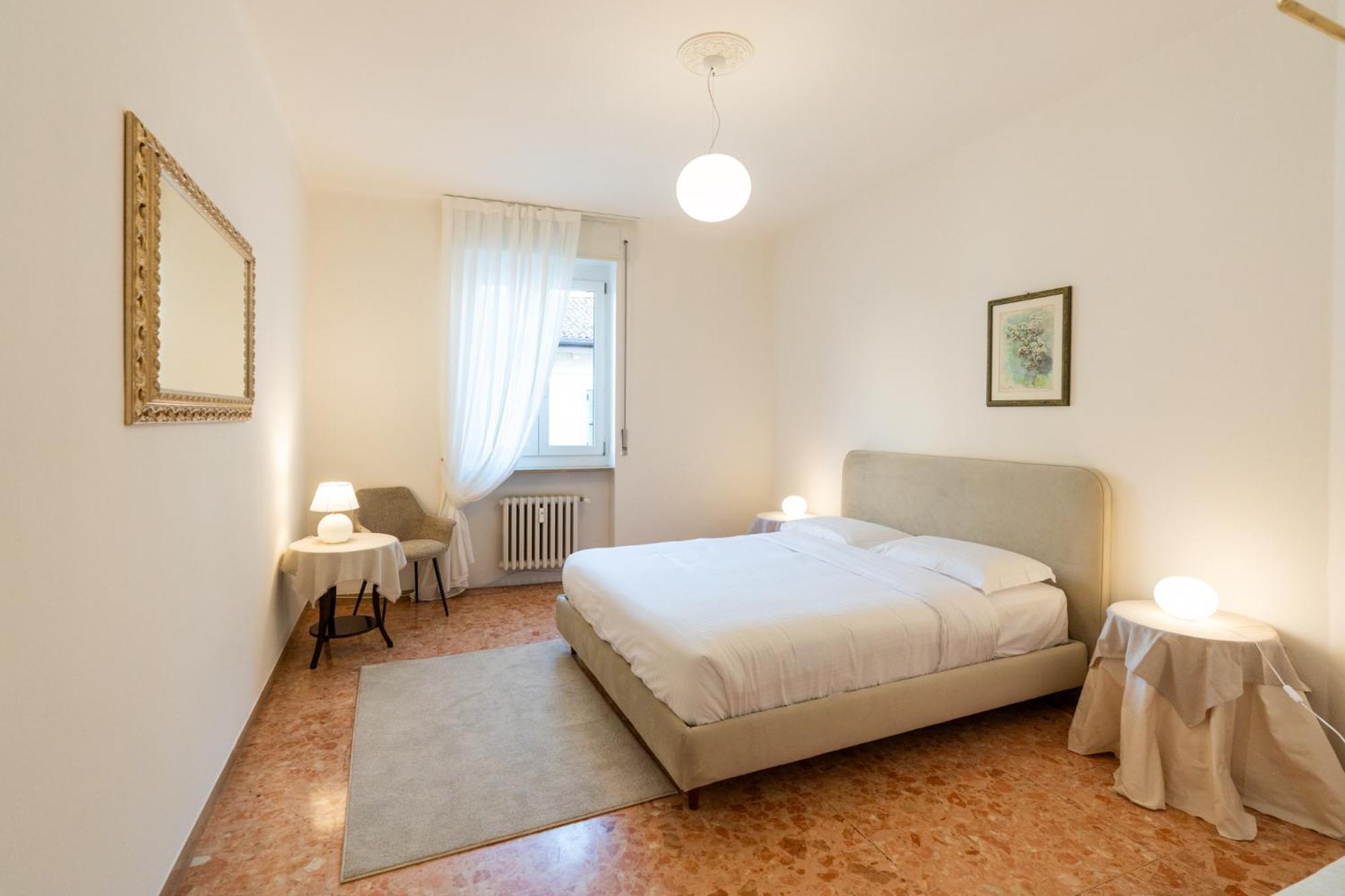 Domus Verona - Elegante Residenza Con Affaccio Su Porta Leoni Pokój zdjęcie