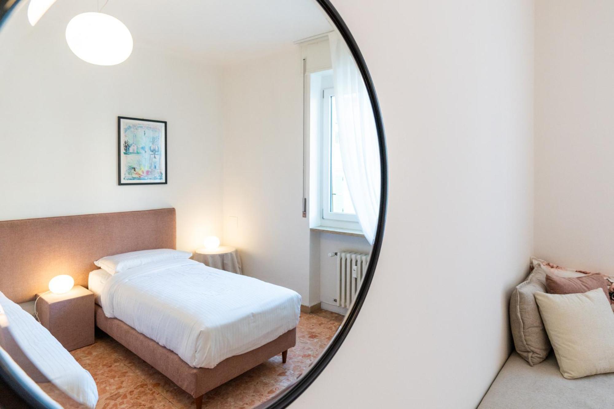 Domus Verona - Elegante Residenza Con Affaccio Su Porta Leoni Pokój zdjęcie